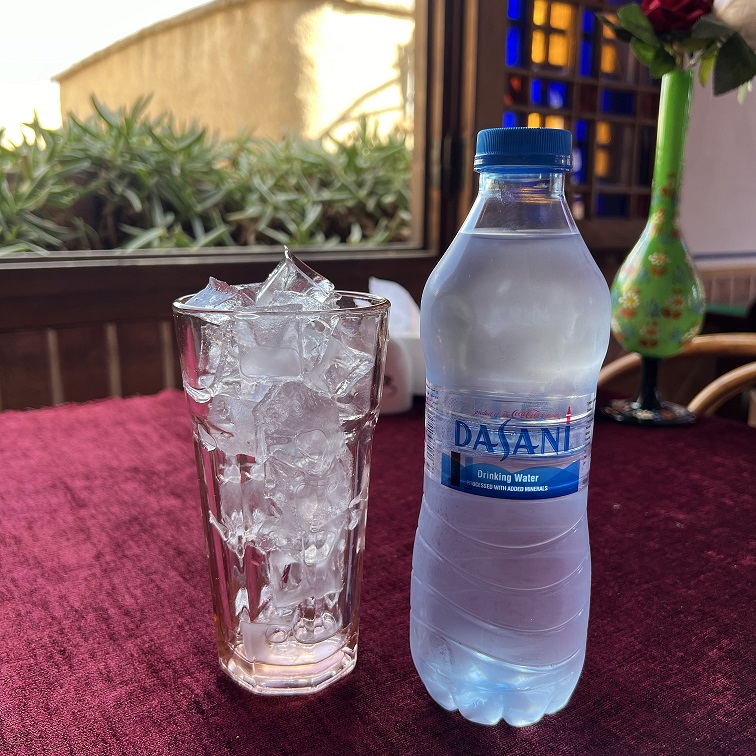  عکس آب معدني کوچک